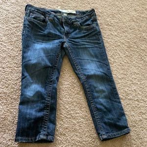 Denim capris stretchy